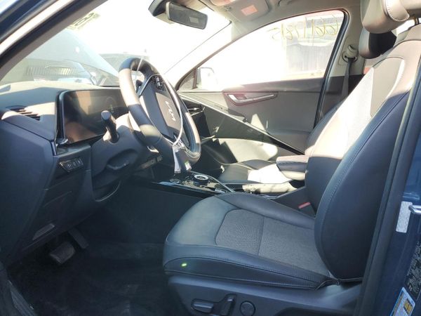 2023 KIA NIRO