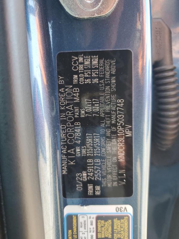 2023 KIA NIRO