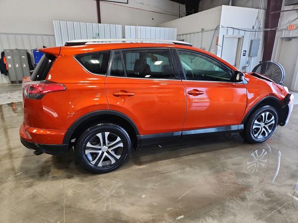 2016 TOYOTA RAV4