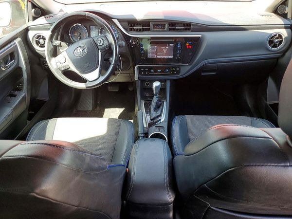 2019 TOYOTA COROLLA