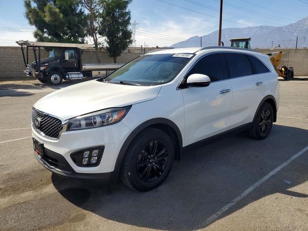 2016 KIA SORENTO L / LX