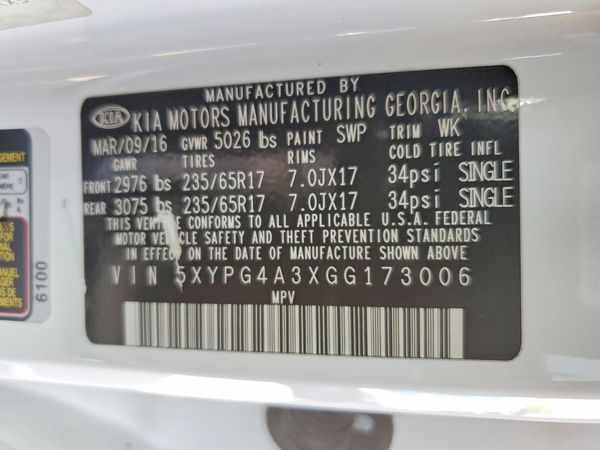 2016 KIA SORENTO L / LX