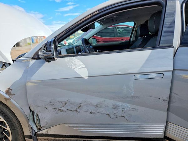 2022 HYUNDAI IONIQ Limited — DENT