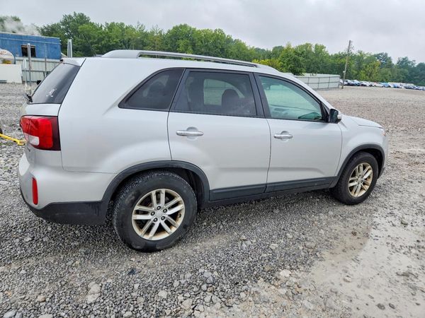 2014 KIA SORENTO Base/ LX