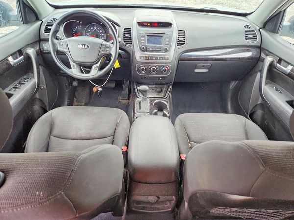 2014 KIA SORENTO Base/ LX