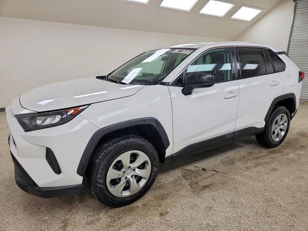 2022 TOYOTA RAV4 LE