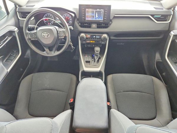 2022 TOYOTA RAV4 LE