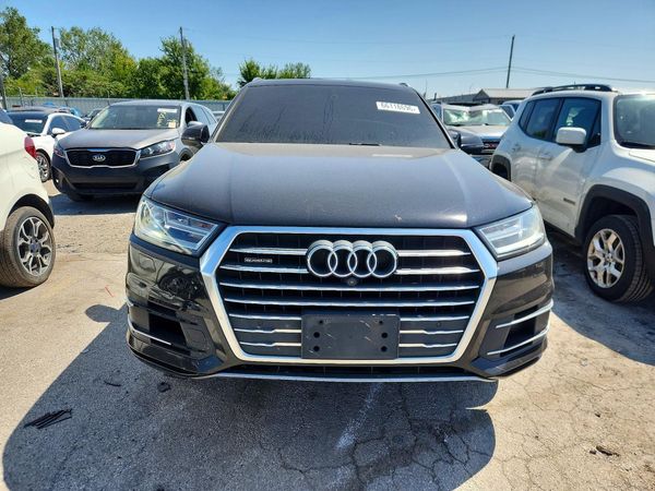 2017 AUDI Q7 quattro Premium Plus