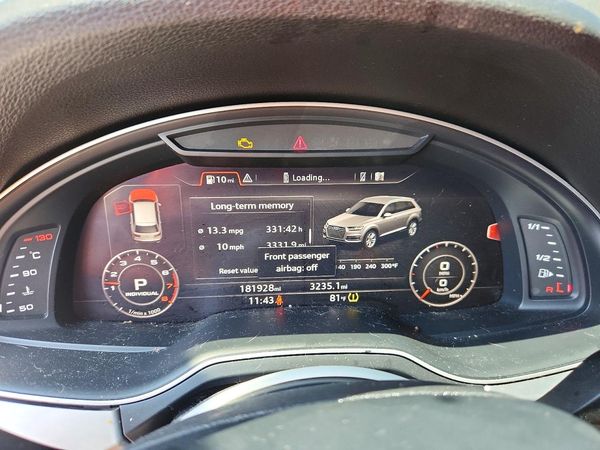 2017 AUDI Q7 quattro Premium Plus