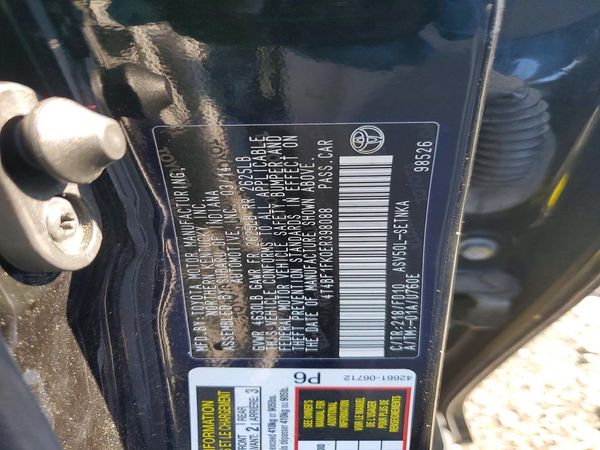 2014 TOYOTA CAMRY