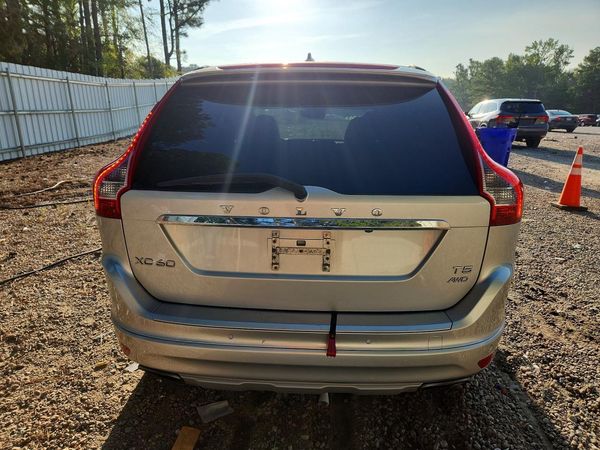 2016 VOLVO XC60