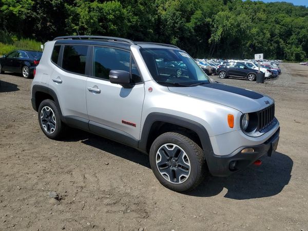 2016 JEEP RENEGADE TRAILHAWK 4X4