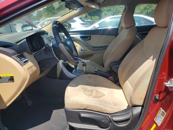 2013 HYUNDAI ELANTRA