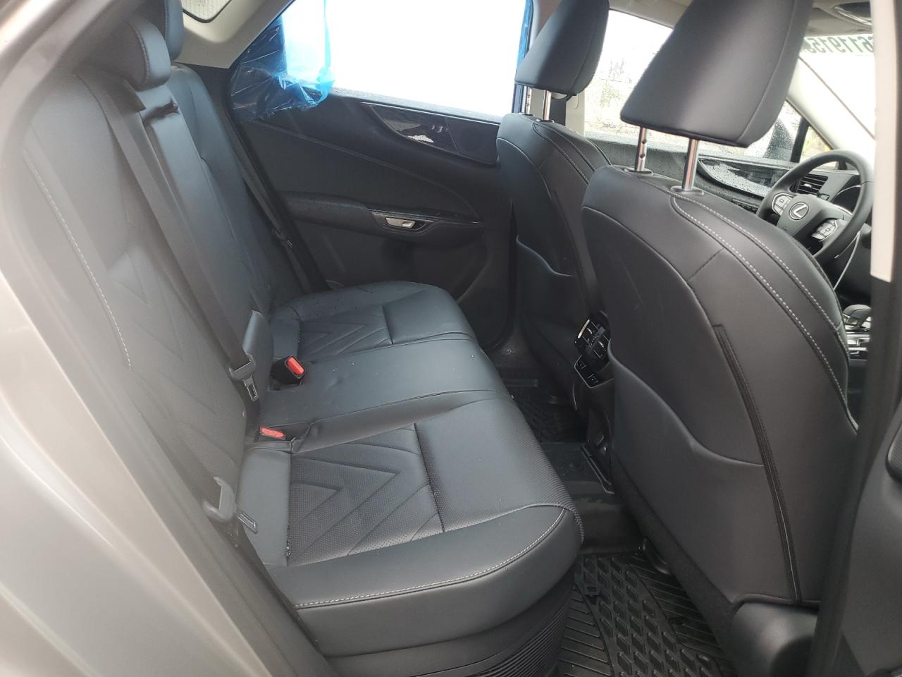 2025 LEXUS NX 450h+ Luxury