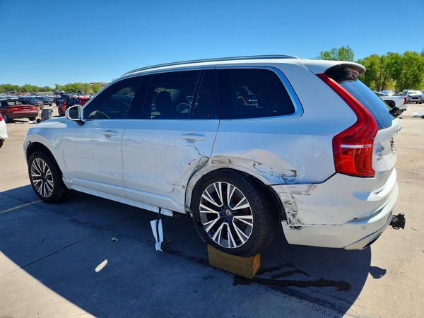2020 VOLVO XC90