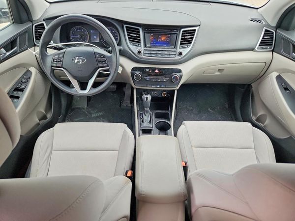 2017 HYUNDAI TUCSON