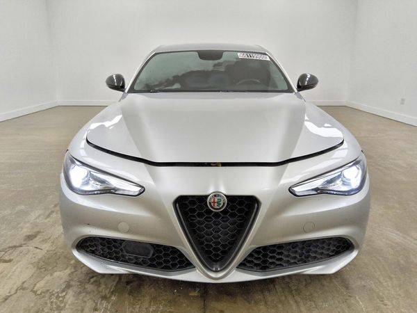 2019 ALFA ROMEO GIULIA RWD