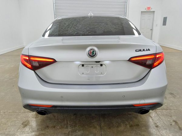 2019 ALFA ROMEO GIULIA RWD