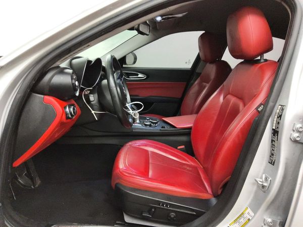2019 ALFA ROMEO GIULIA RWD