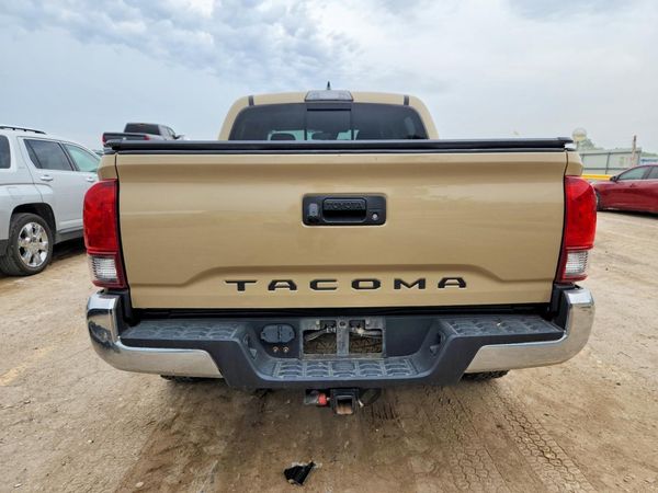 2018 TOYOTA TACOMA
