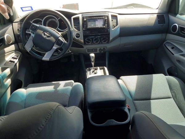 2015 TOYOTA TACOMA
