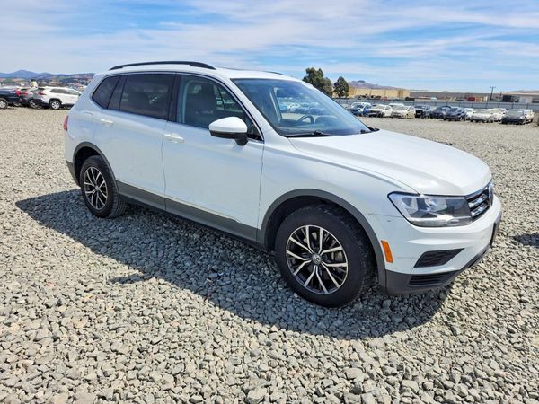 2020 VOLKSWAGEN TIGUAN SE, SEL — Passenger 3/4