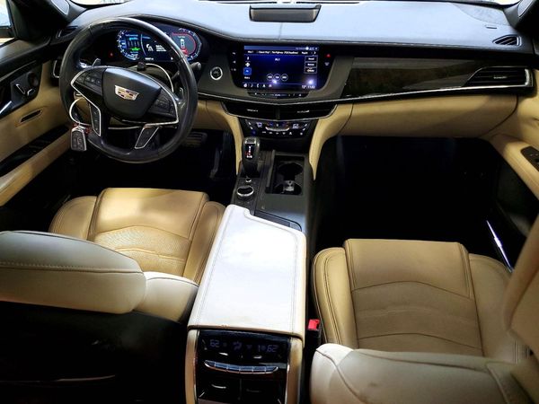 2020 CADILLAC CT6 Luxury (CSAV)