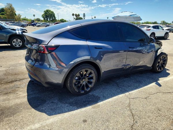 2022 TESLA MODEL Y