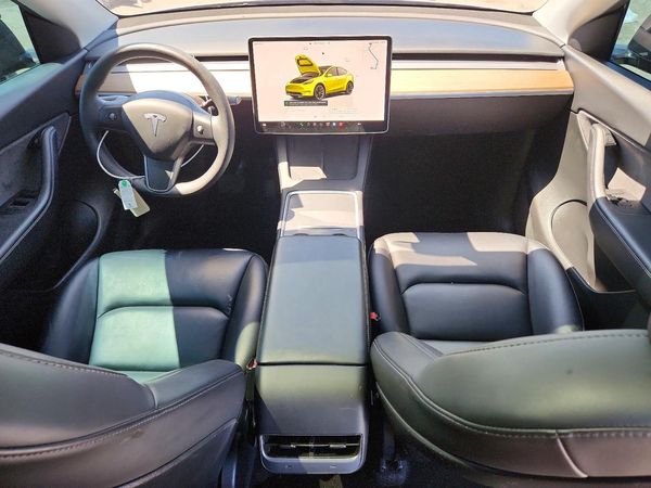 2022 TESLA MODEL Y