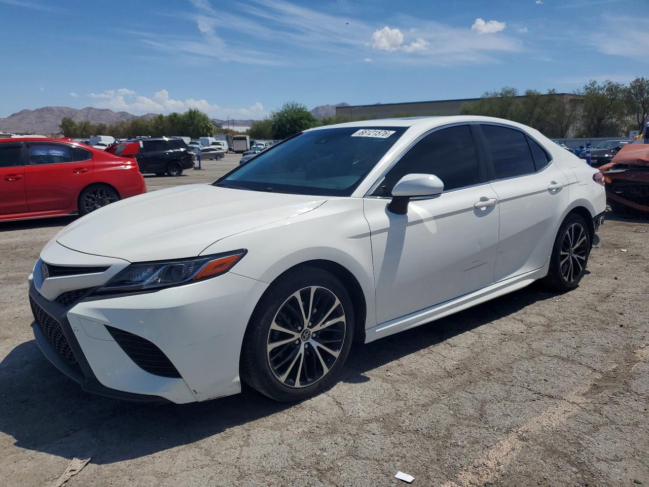 2018 TOYOTA CAMRY