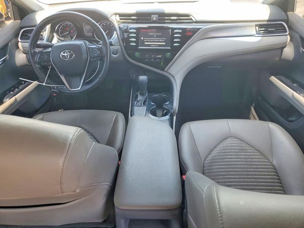 2018 TOYOTA CAMRY