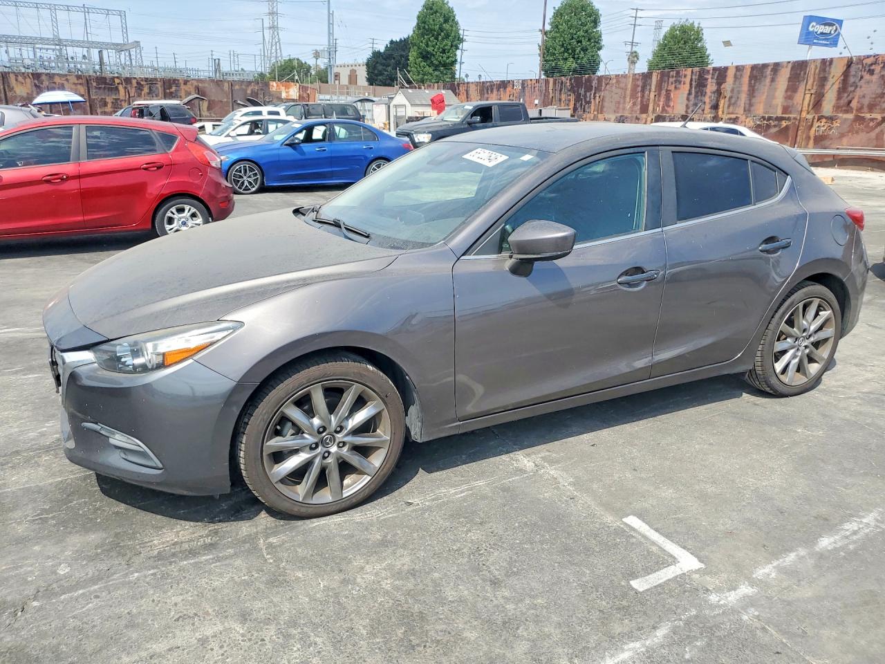 2018 MAZDA 3