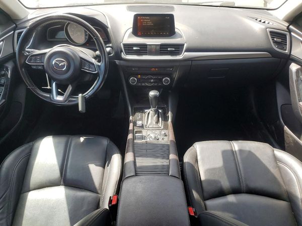 2018 MAZDA 3