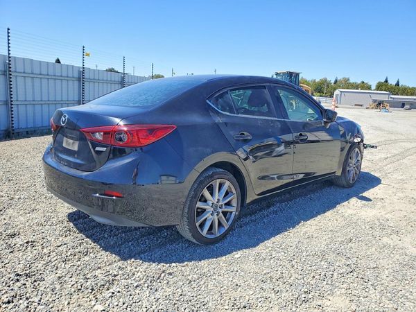 2017 MAZDA 3 Touring