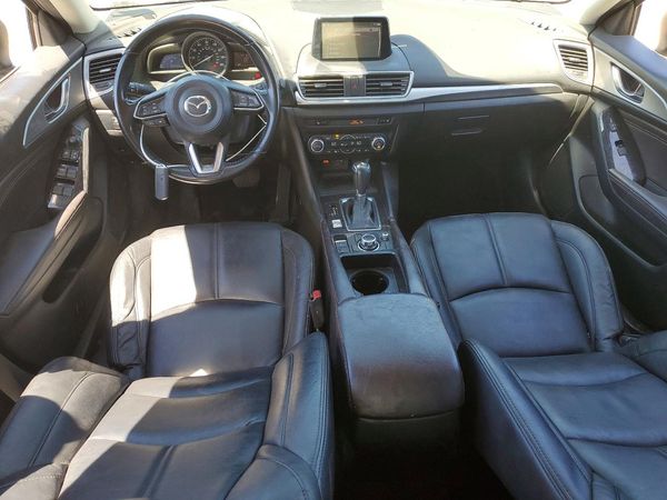 2017 MAZDA 3 Touring
