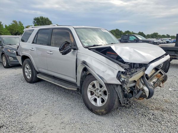 2017 TOYOTA 4RUNNER Ltd/SR5/SR5 Premium