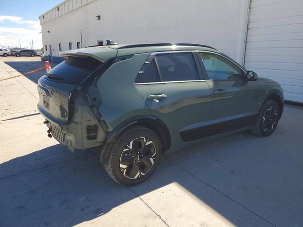 2023 KIA NIRO Wind