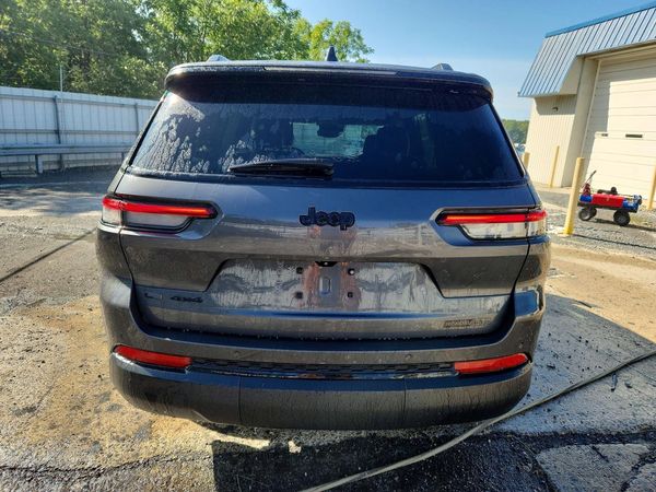 2021 JEEP GRAND CHEROKEE Laredo — DIRR