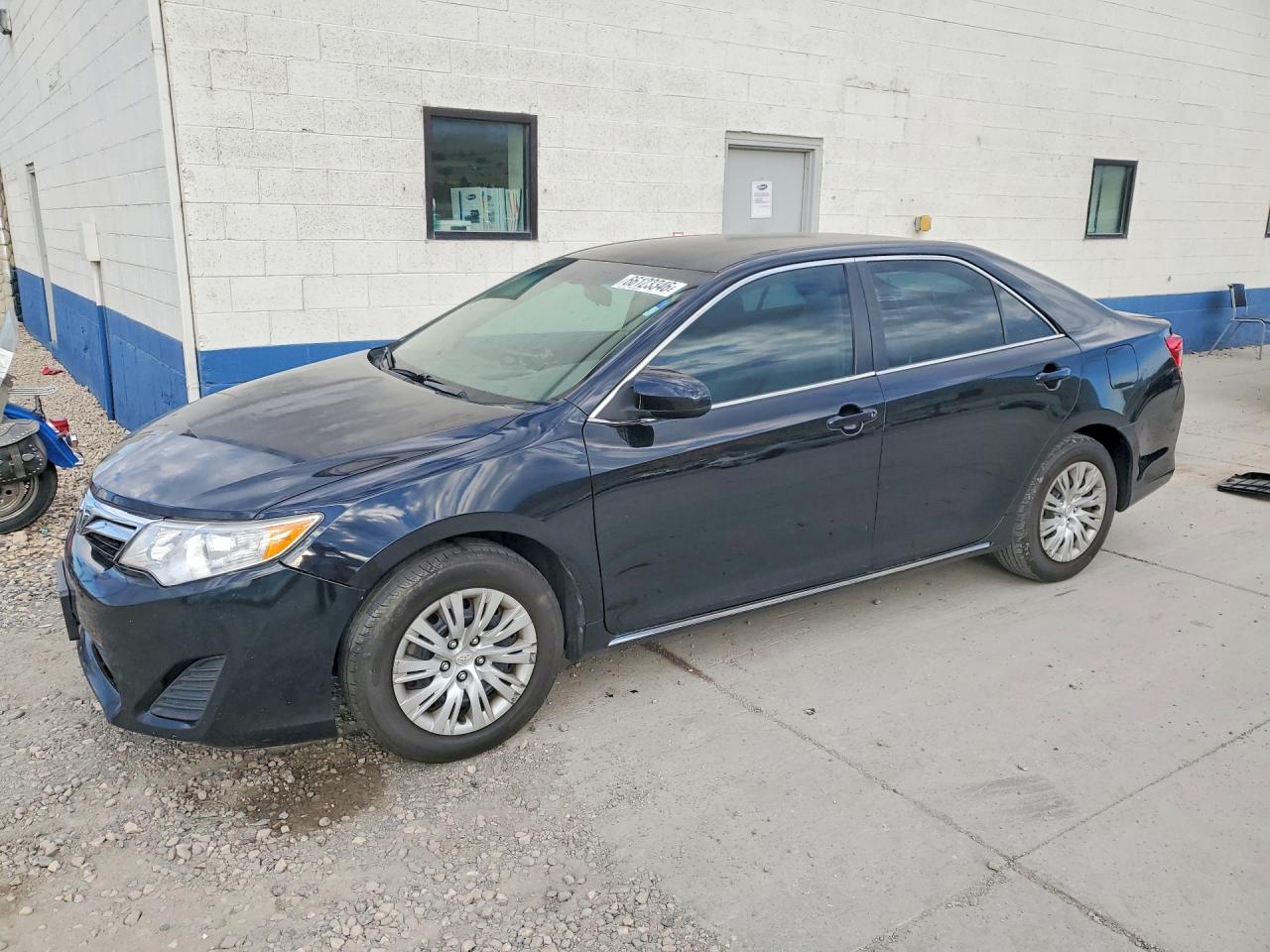 2013 TOYOTA CAMRY