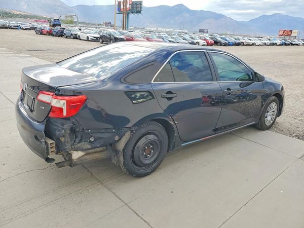 2013 TOYOTA CAMRY