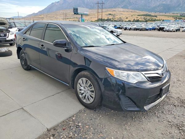 2013 TOYOTA CAMRY