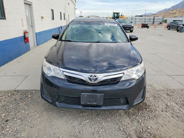2013 TOYOTA CAMRY
