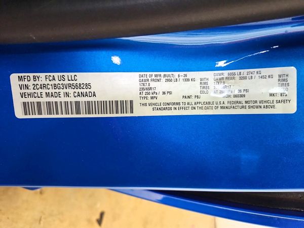 2027 CHRYSLER PACIFICA Select