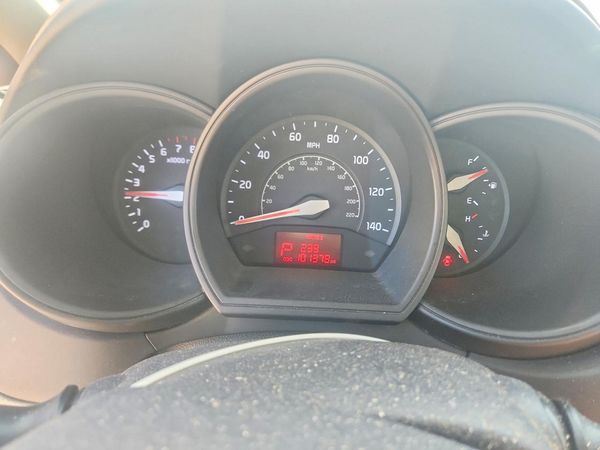 2014 KIA RIO