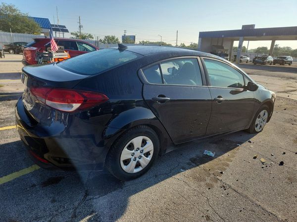 2017 KIA FORTE LX Popular, S