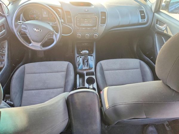 2017 KIA FORTE LX Popular, S