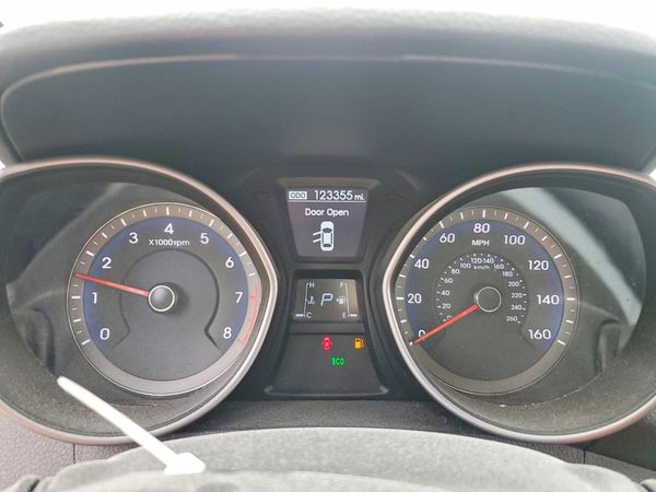 2014 HYUNDAI ELANTRA STD, Style, Tech