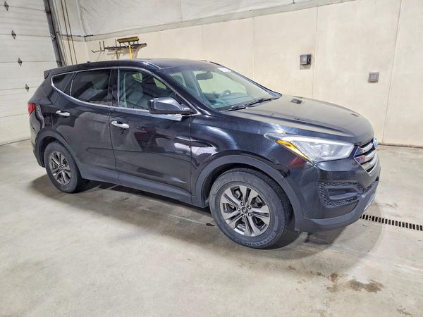 2016 HYUNDAI SANTA FE Base