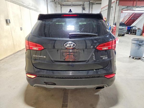 2016 HYUNDAI SANTA FE Base
