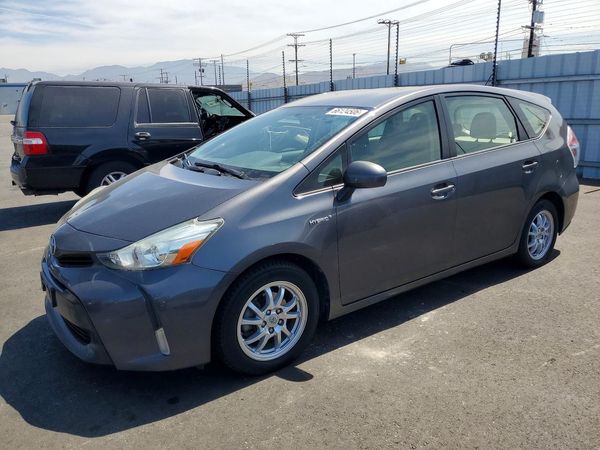 2015 TOYOTA PRIUS V TH